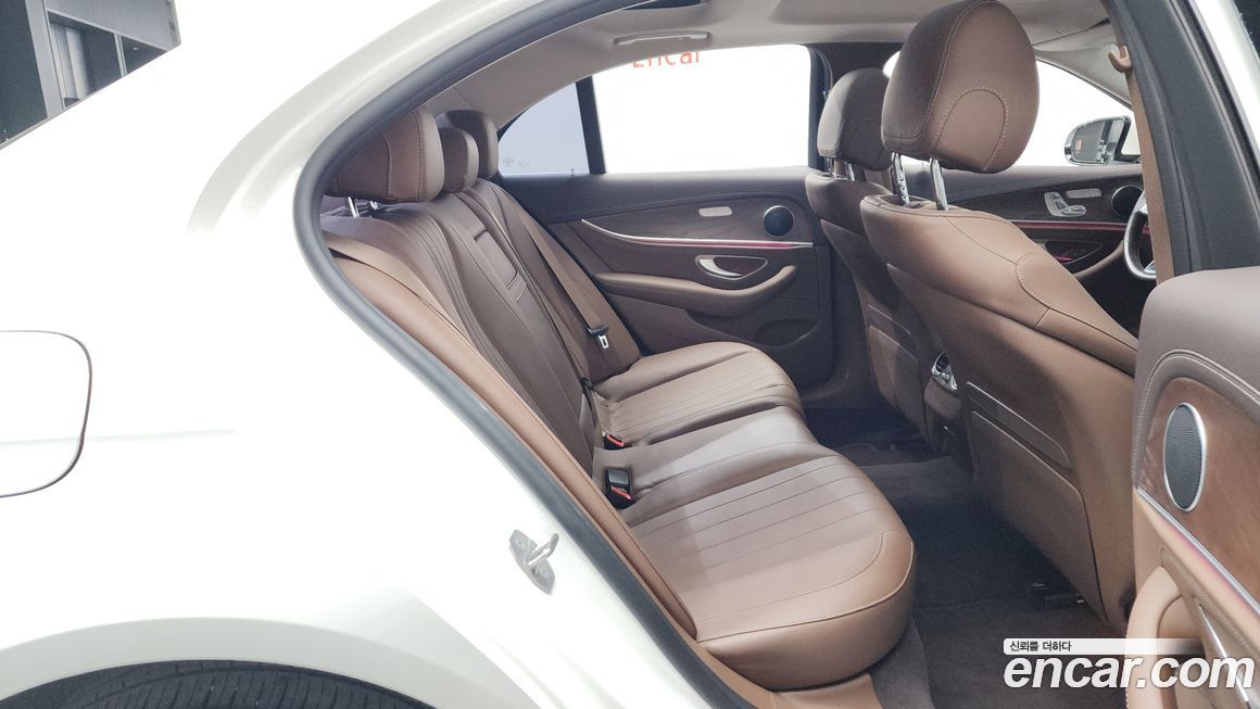 Mercedes-Benz E-Class 2017