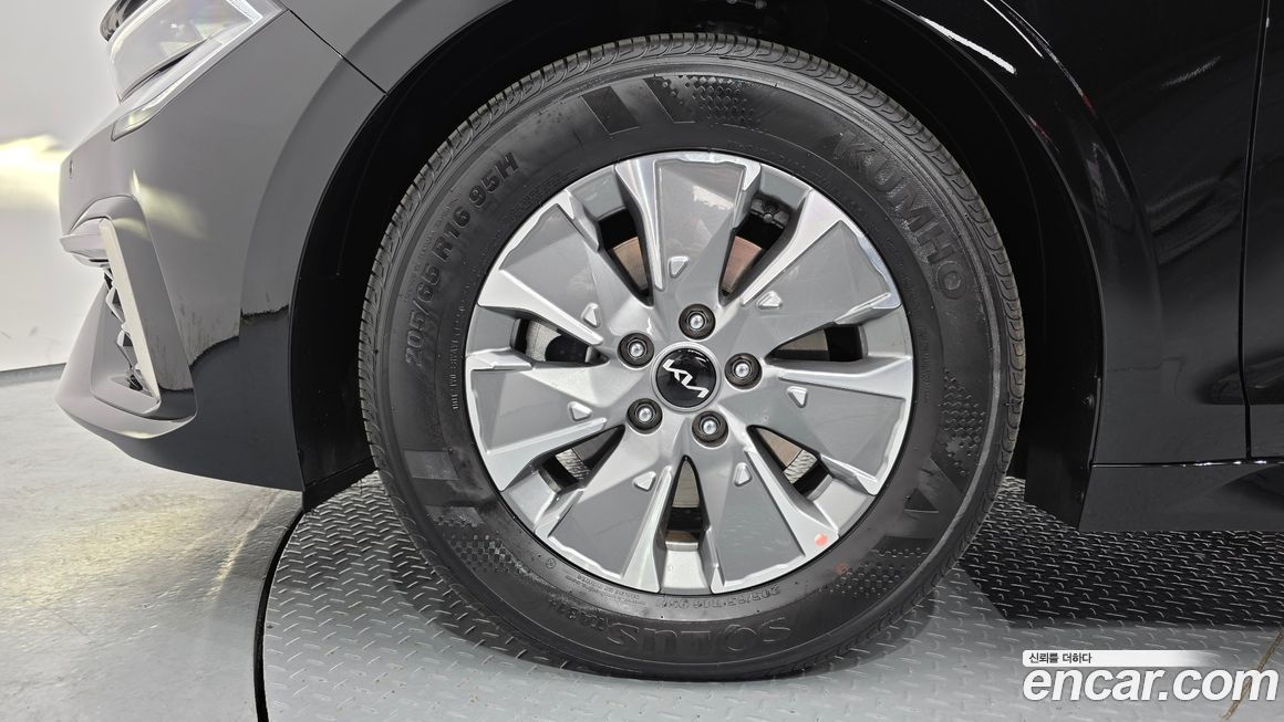 Kia K5 2024