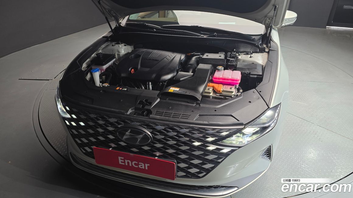 Hyundai Grandeur 2022