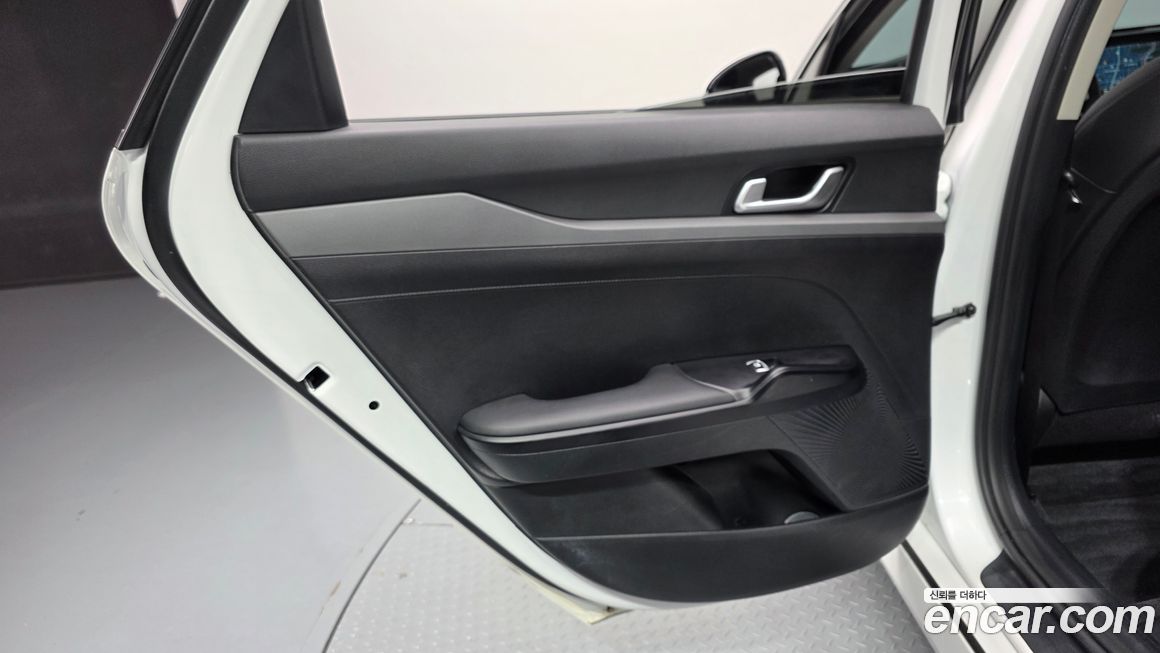 Kia K5 2023