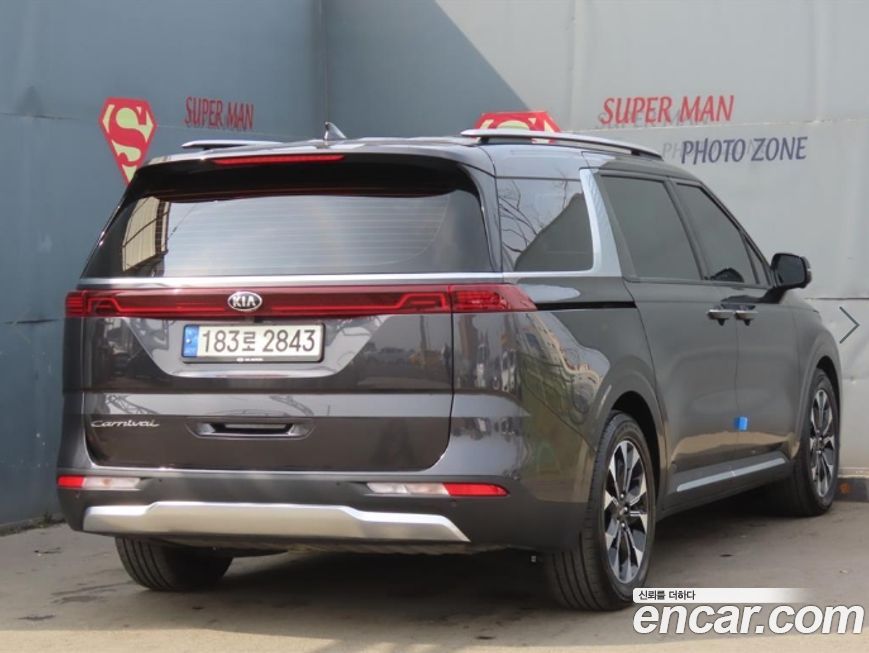 Kia Canival 2021