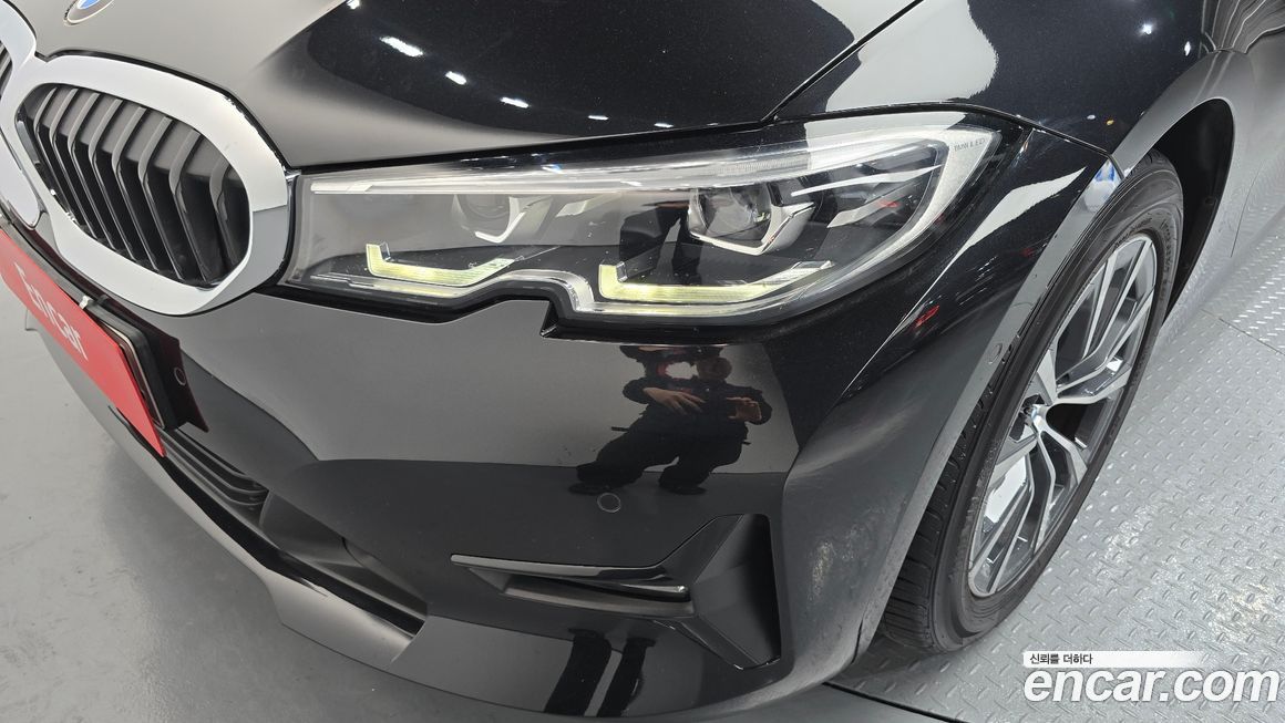 BMW 3-Series 2021