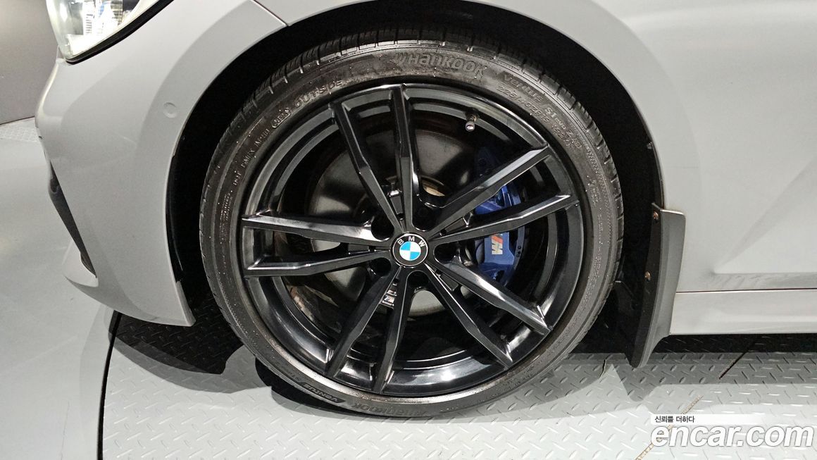 BMW 3-Series 2019
