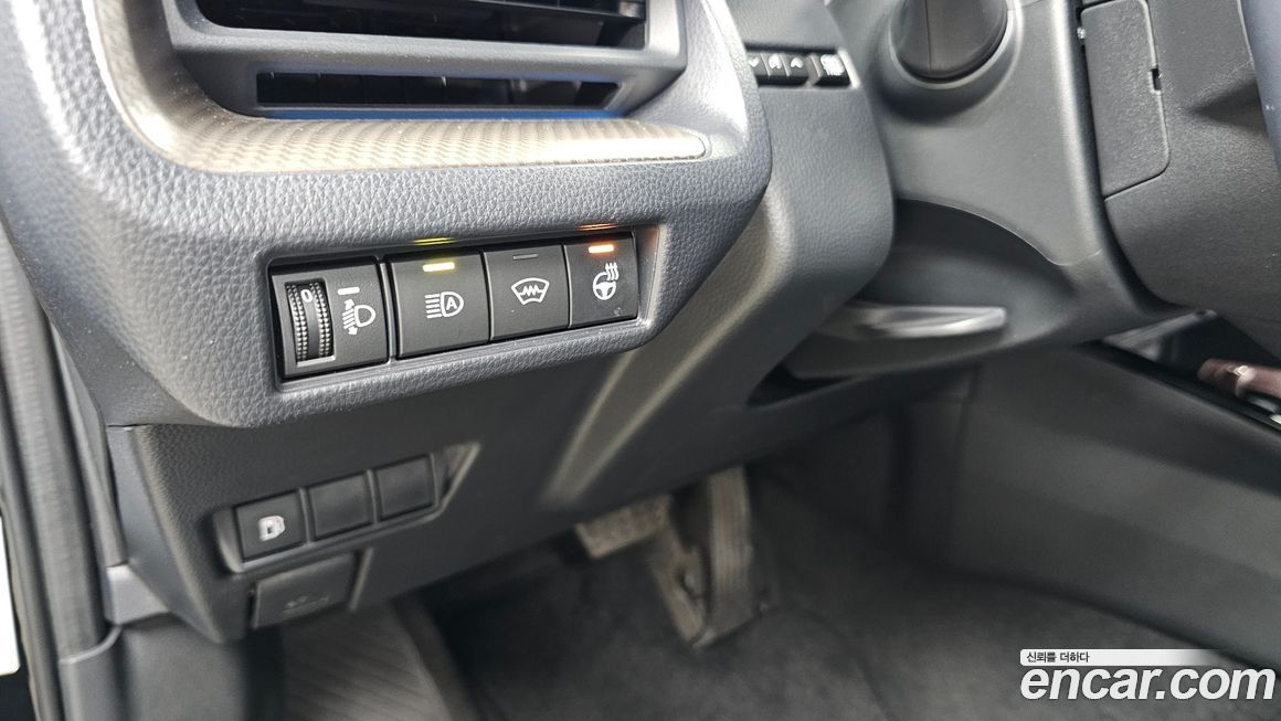 Toyota Prius 2024