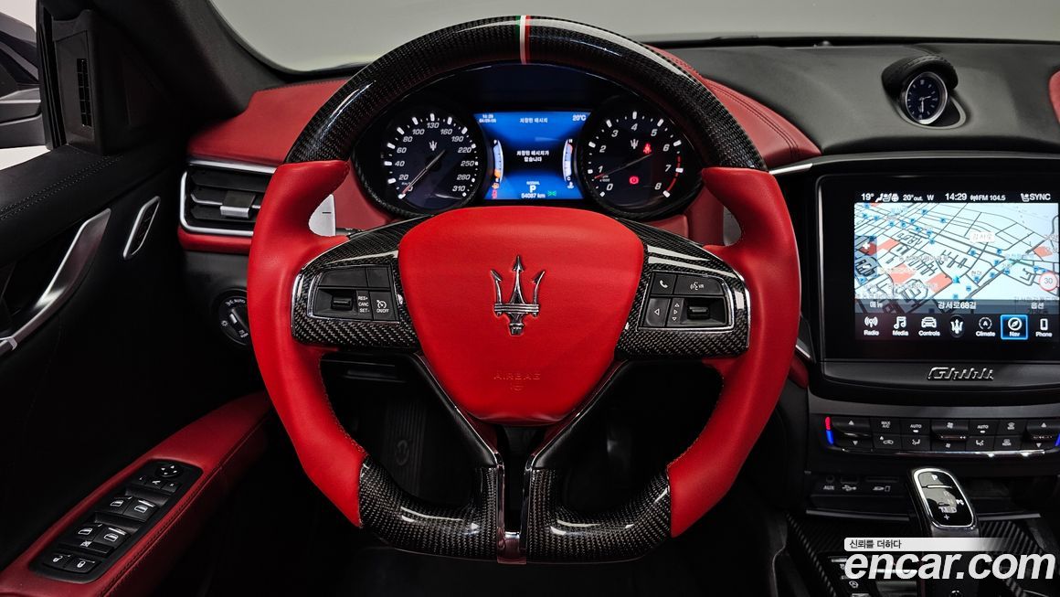 Maserati Ghibli 2020
