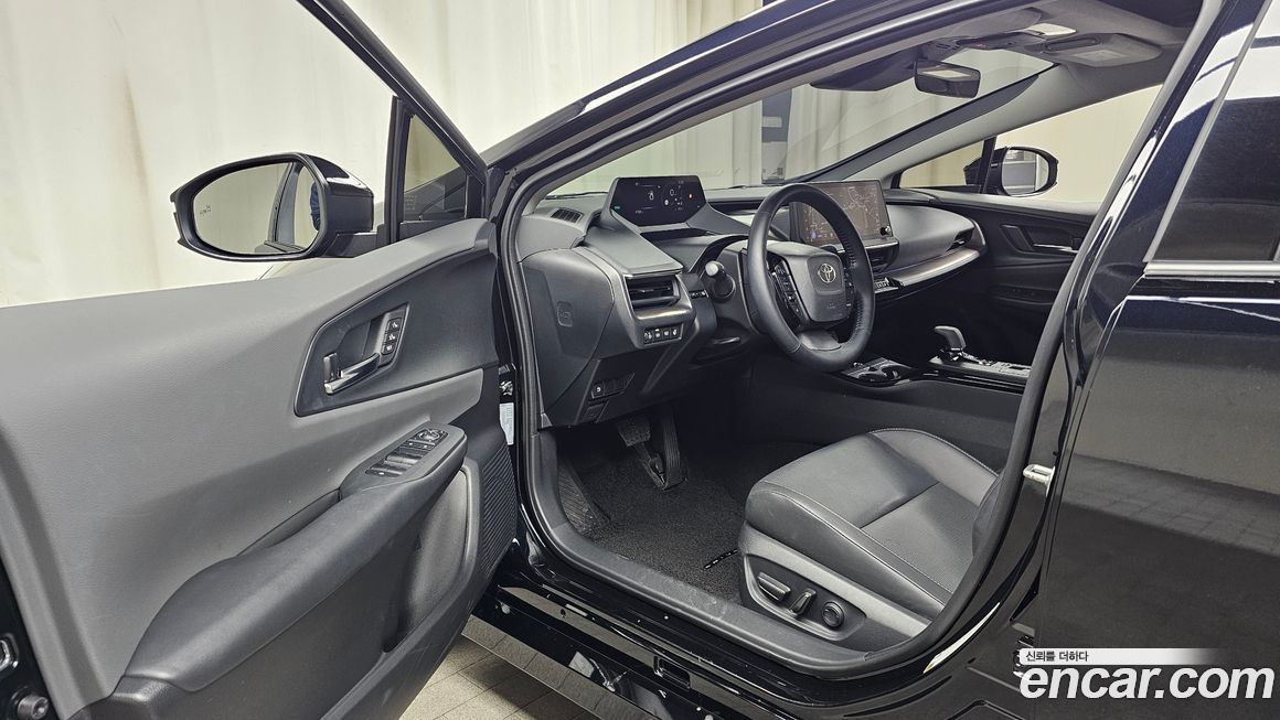 Toyota Prius 2024