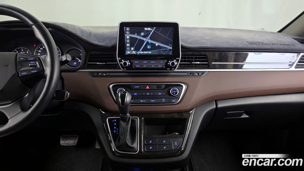 Hyundai Starex 2021