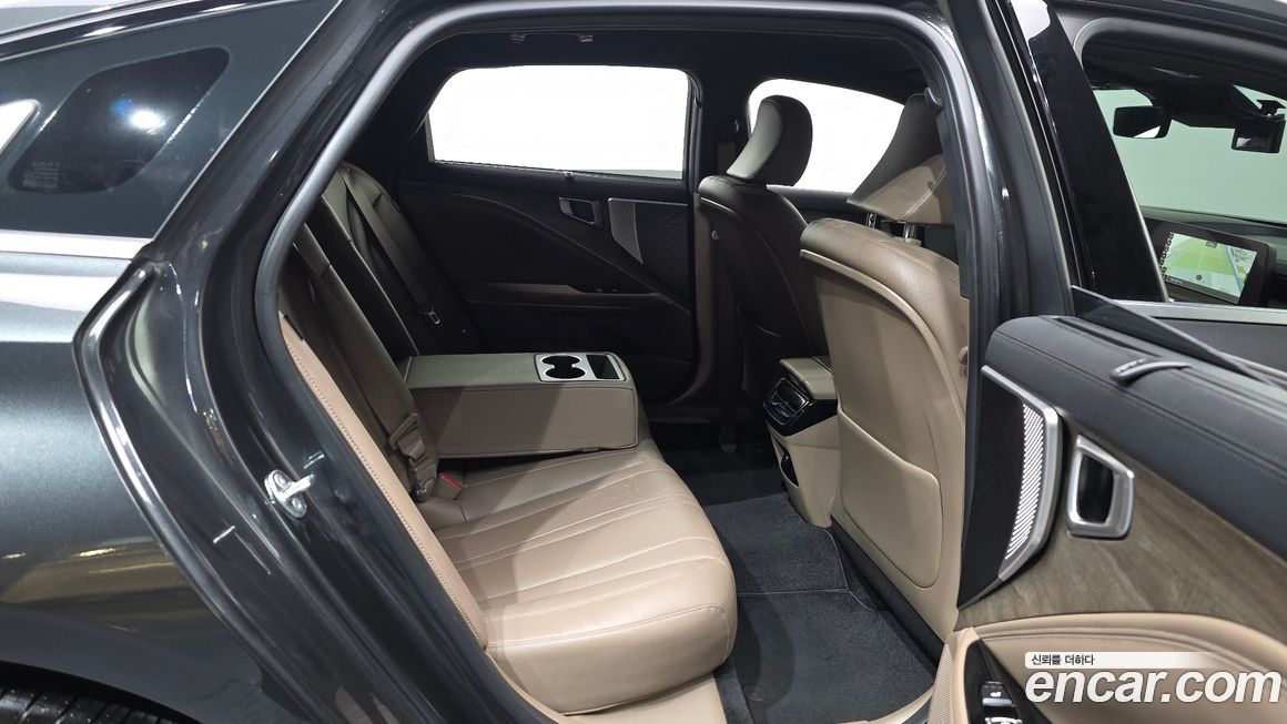 Kia K8 2024