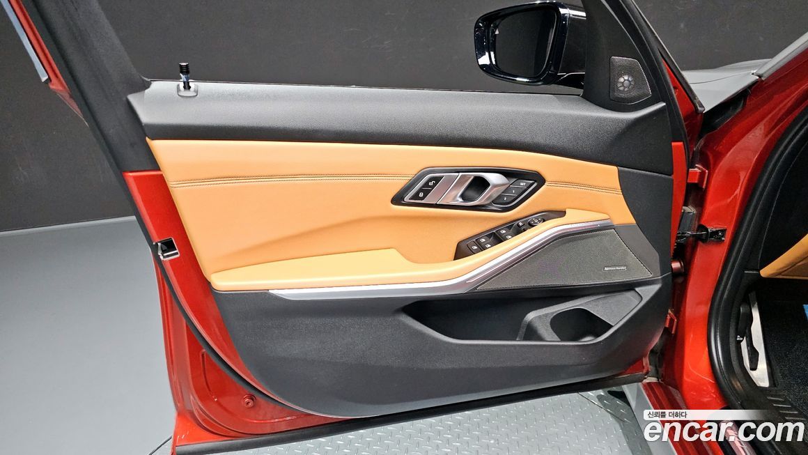 BMW 3-Series 2019