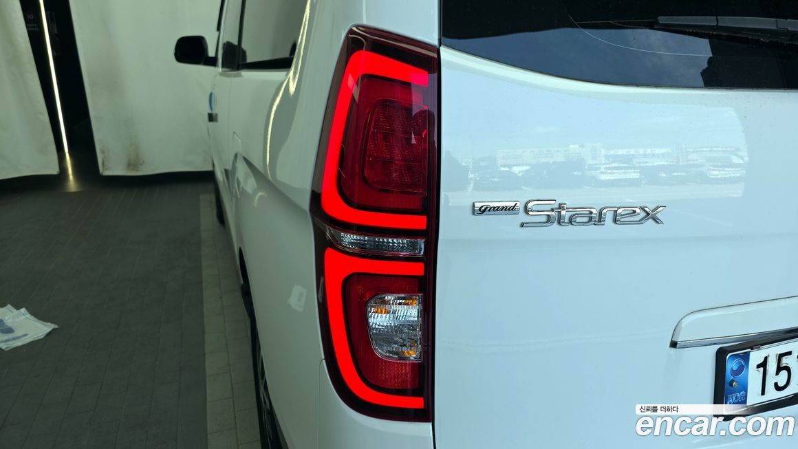 Hyundai Starex 2021