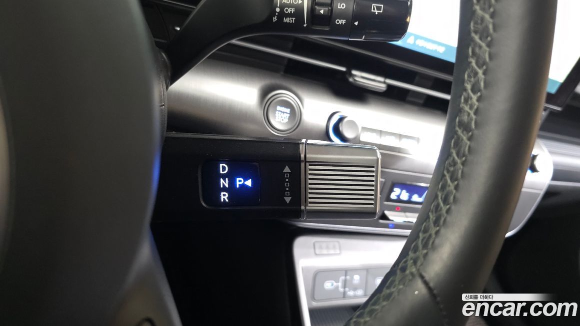 Hyundai Kona 2025