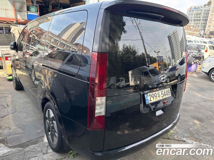 Hyundai Staria 2022