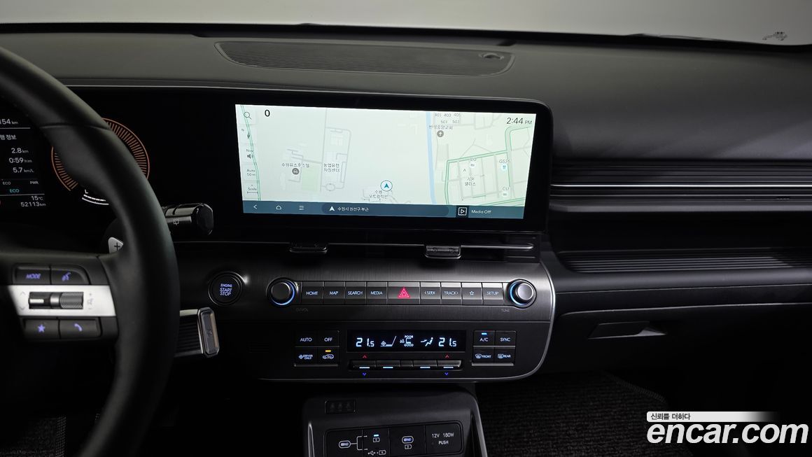 Hyundai Kona 2025