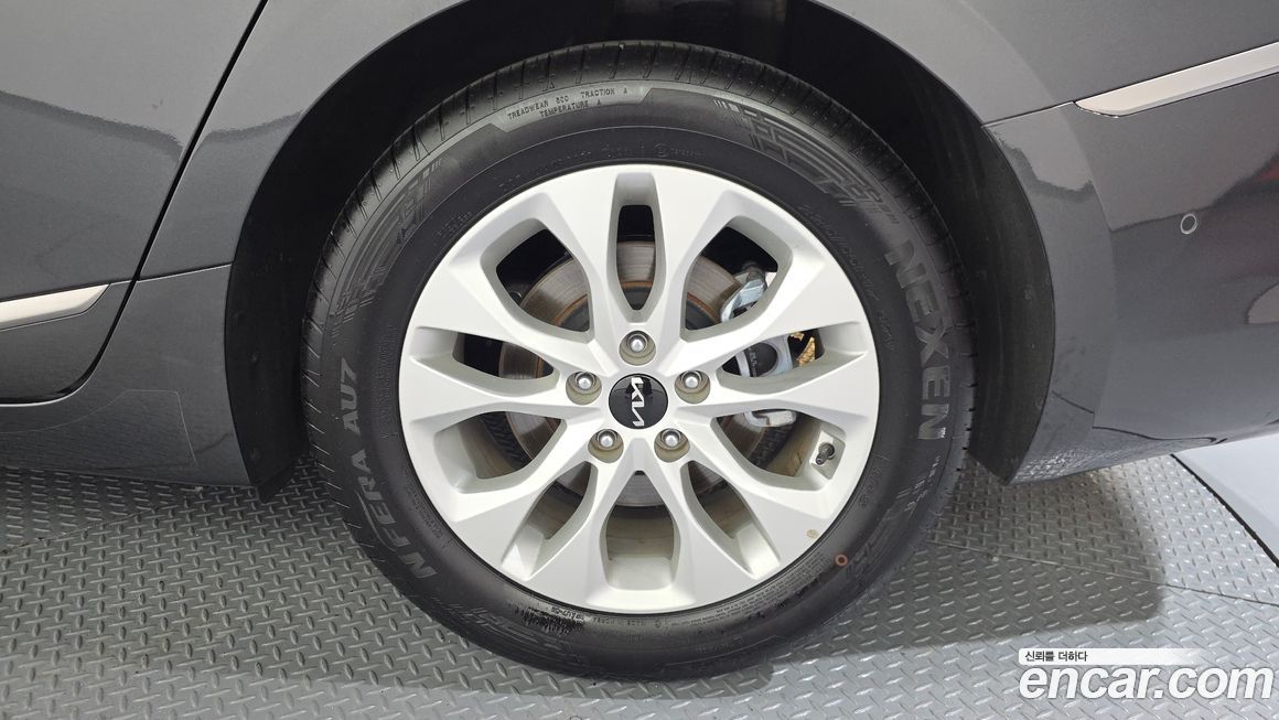 Kia K8 2024