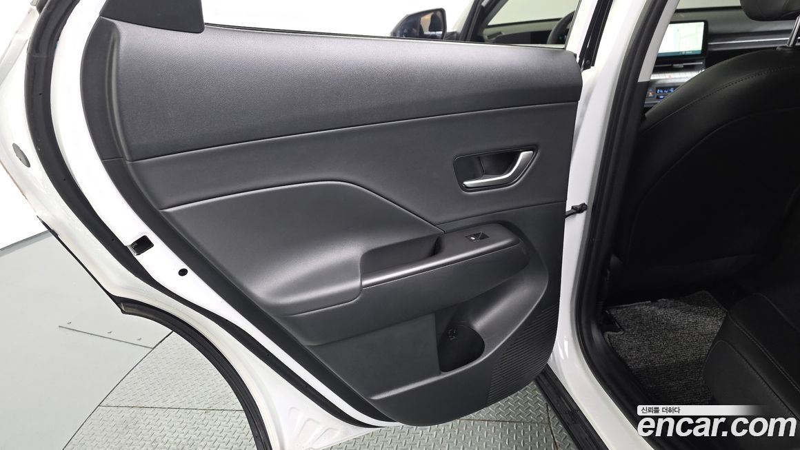 Hyundai Kona 2025