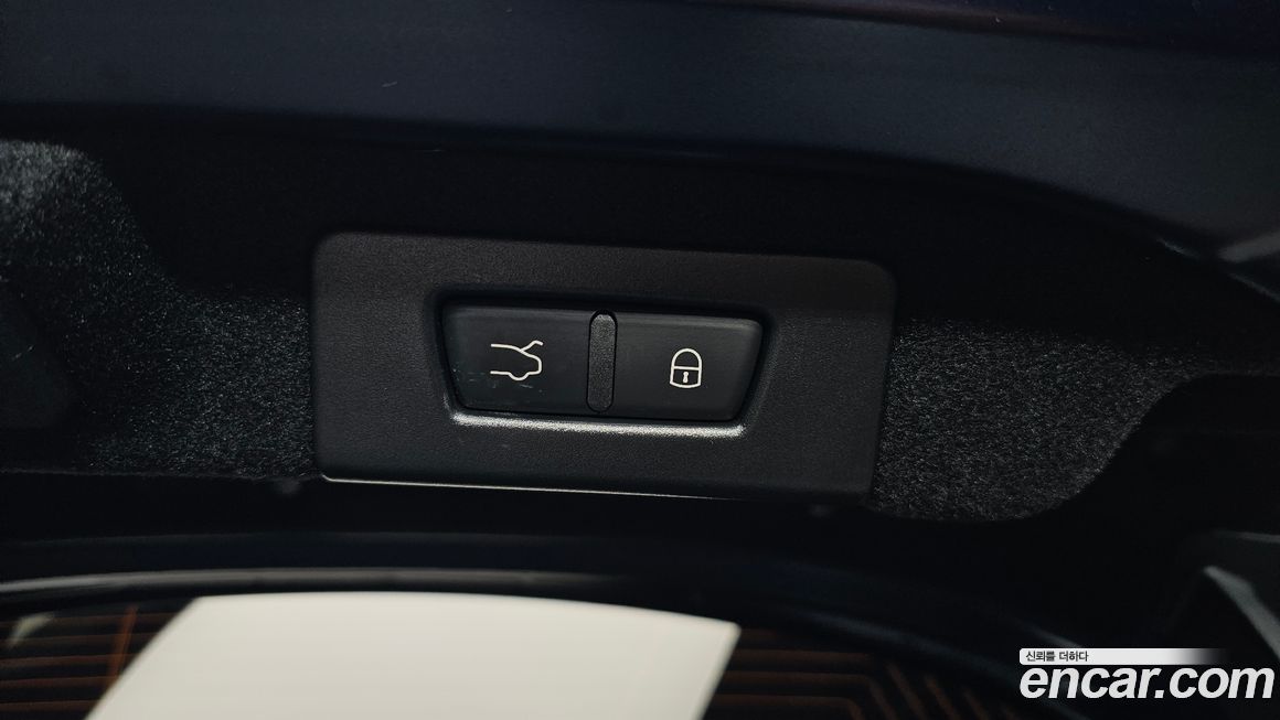 Maserati Ghibli 2020