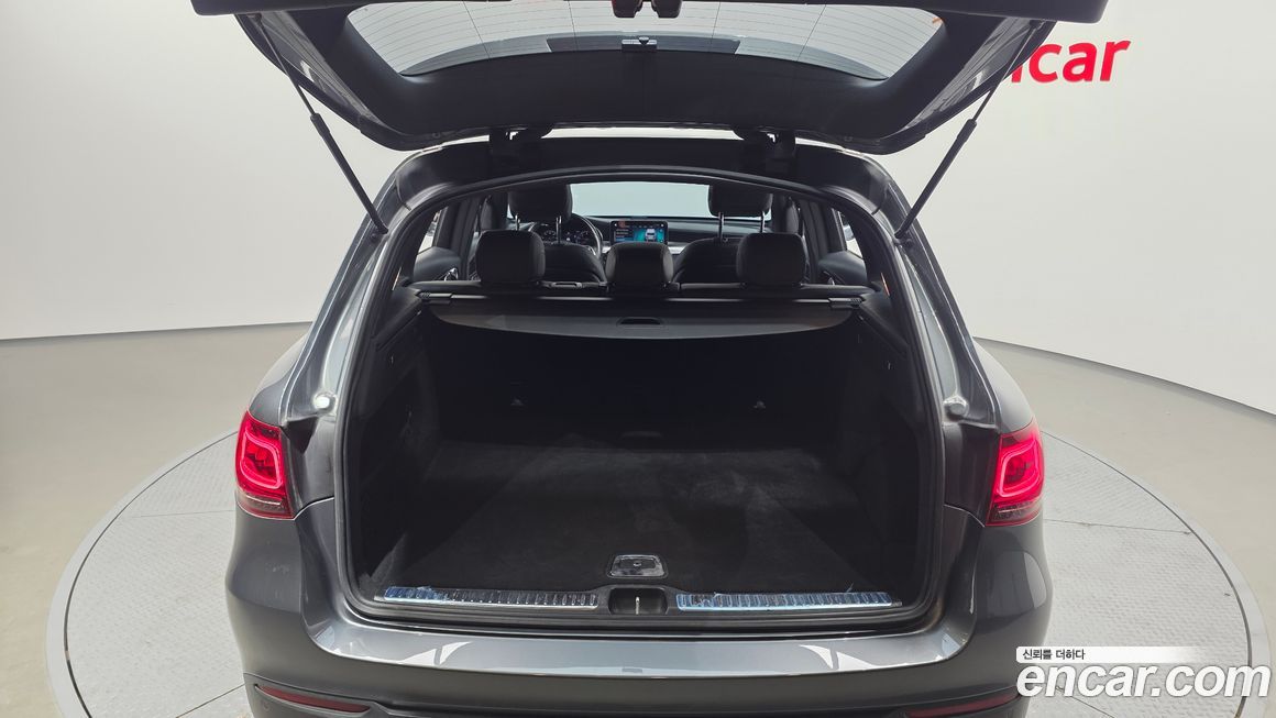 Mercedes-Benz GLC-Class 2020
