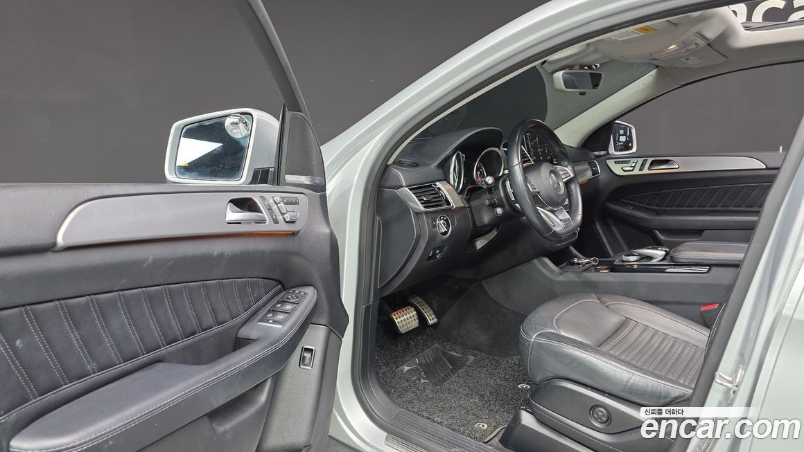 Mercedes-Benz GLE-Class 2017