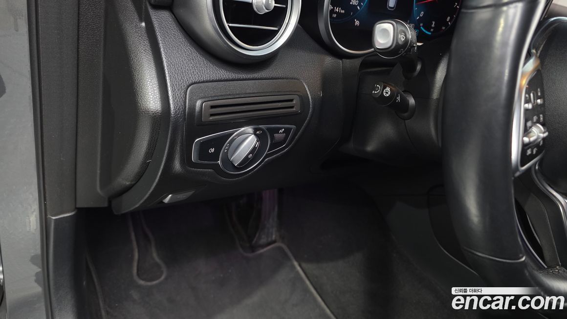 Mercedes-Benz GLC-Class 2020