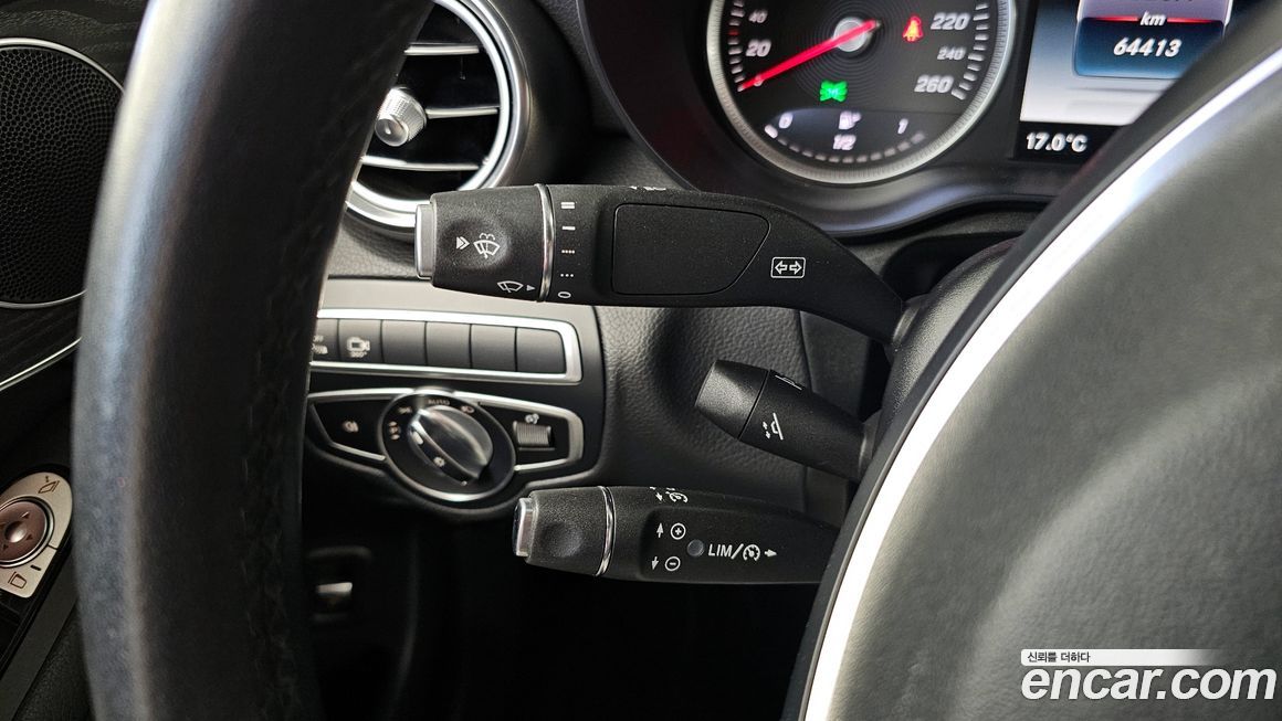 Mercedes-Benz GLC-Class 2019