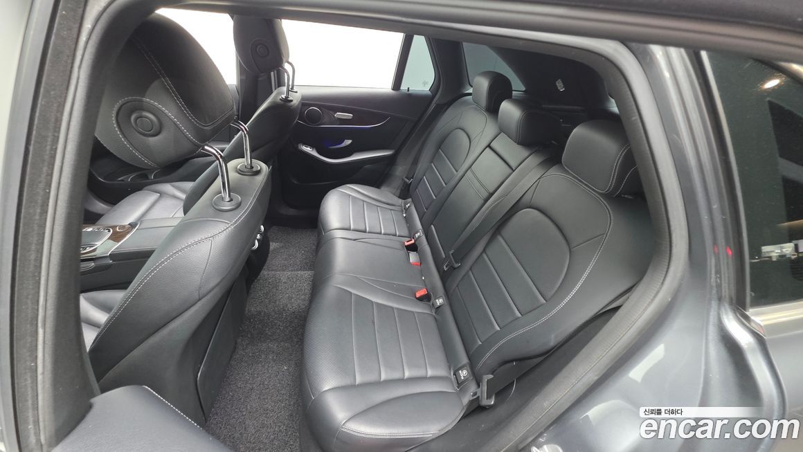 Mercedes-Benz GLC-Class 2020