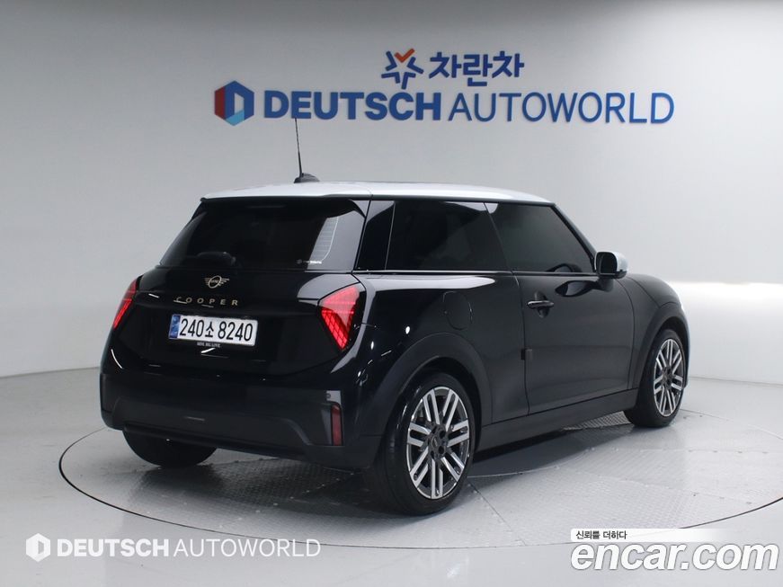 Mini Cooper 2025