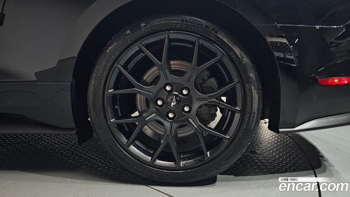 Ford Mustang 2019