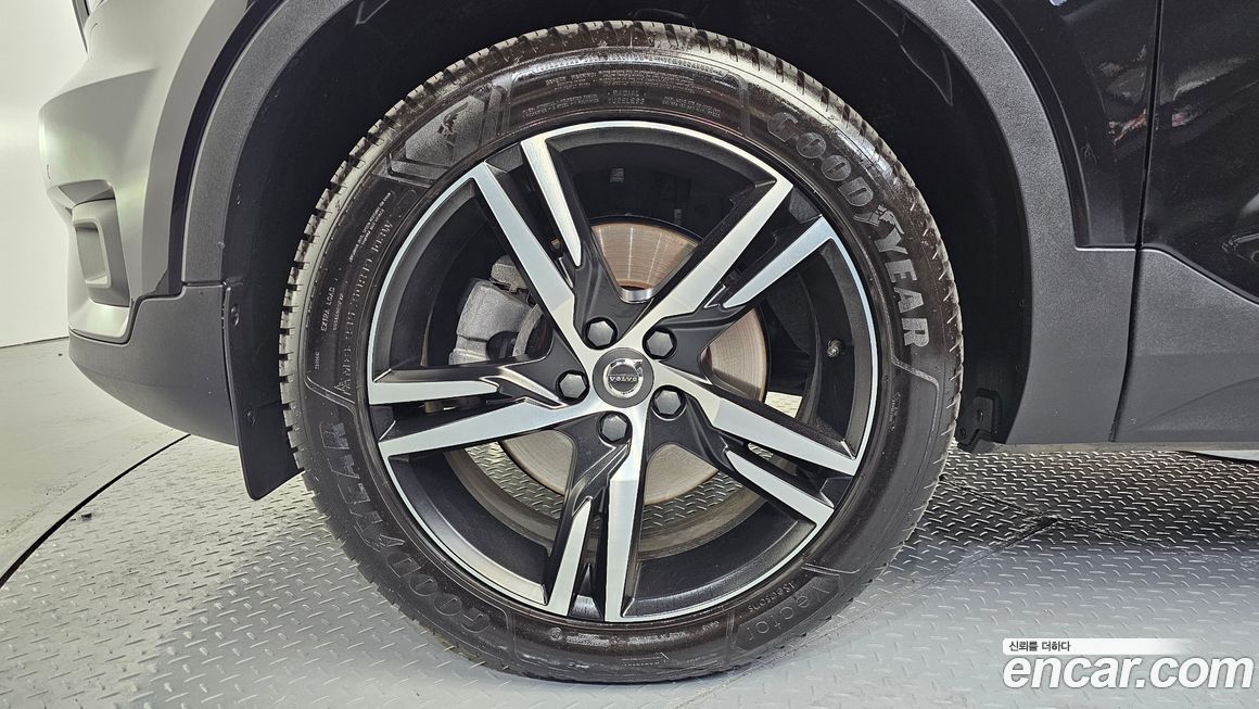 Volvo XC40 2020