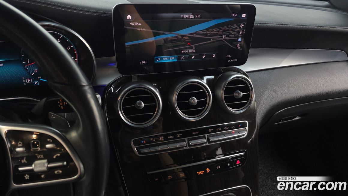 Mercedes-Benz GLC-Class 2020