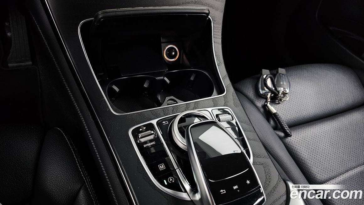 Mercedes-Benz GLC-Class 2019
