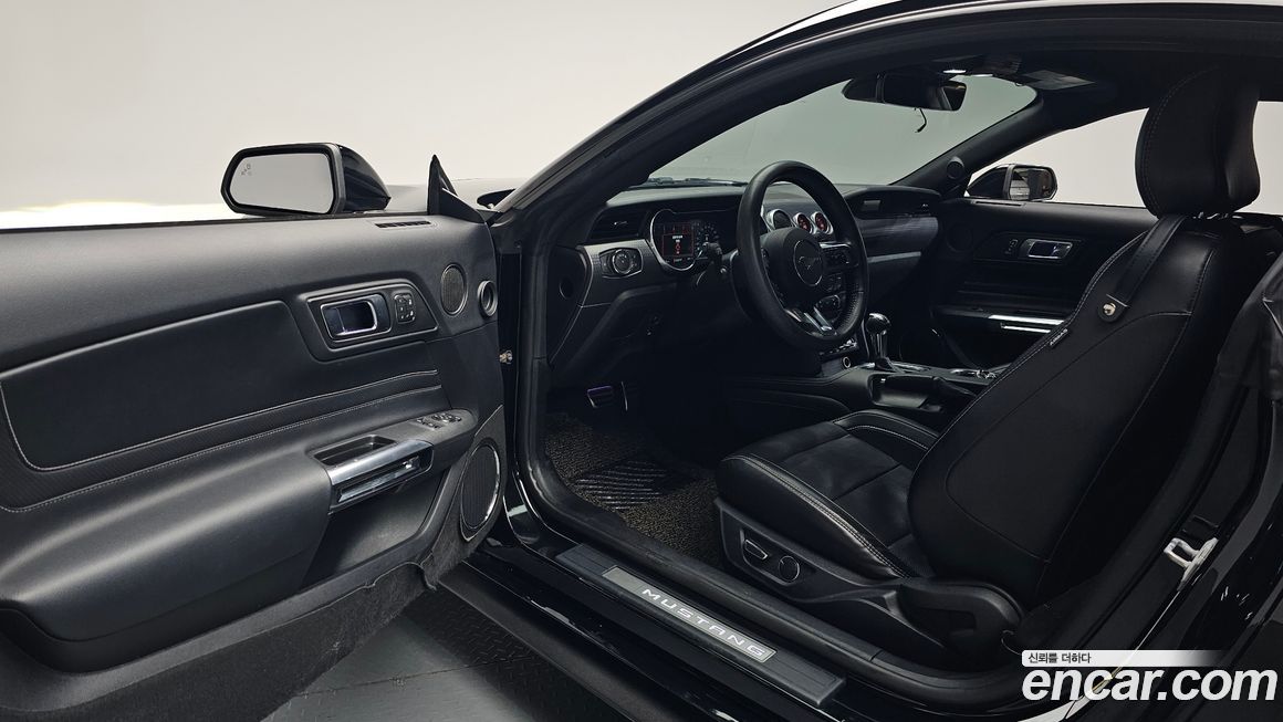 Ford Mustang 2019
