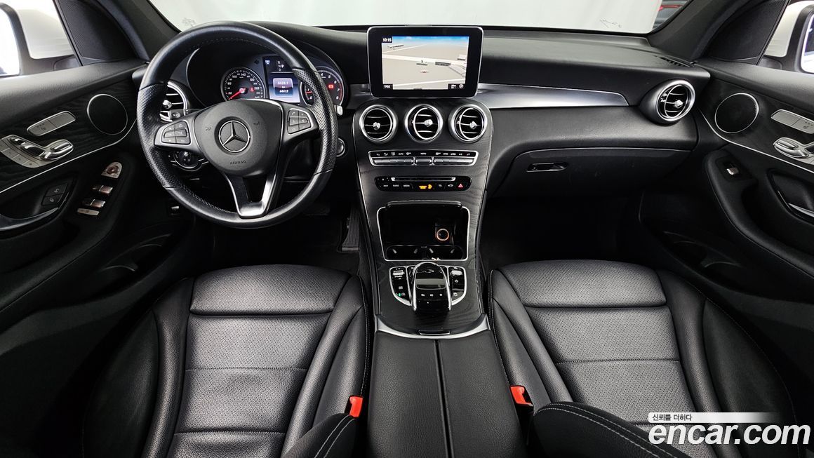 Mercedes-Benz GLC-Class 2019