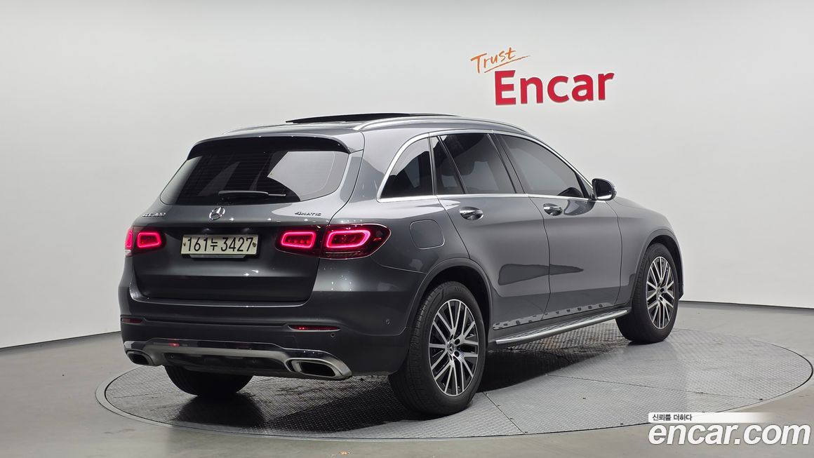 Mercedes-Benz GLC-Class 2020