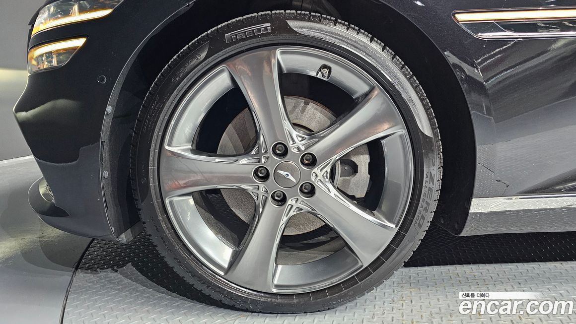 Genesis G80 2021
