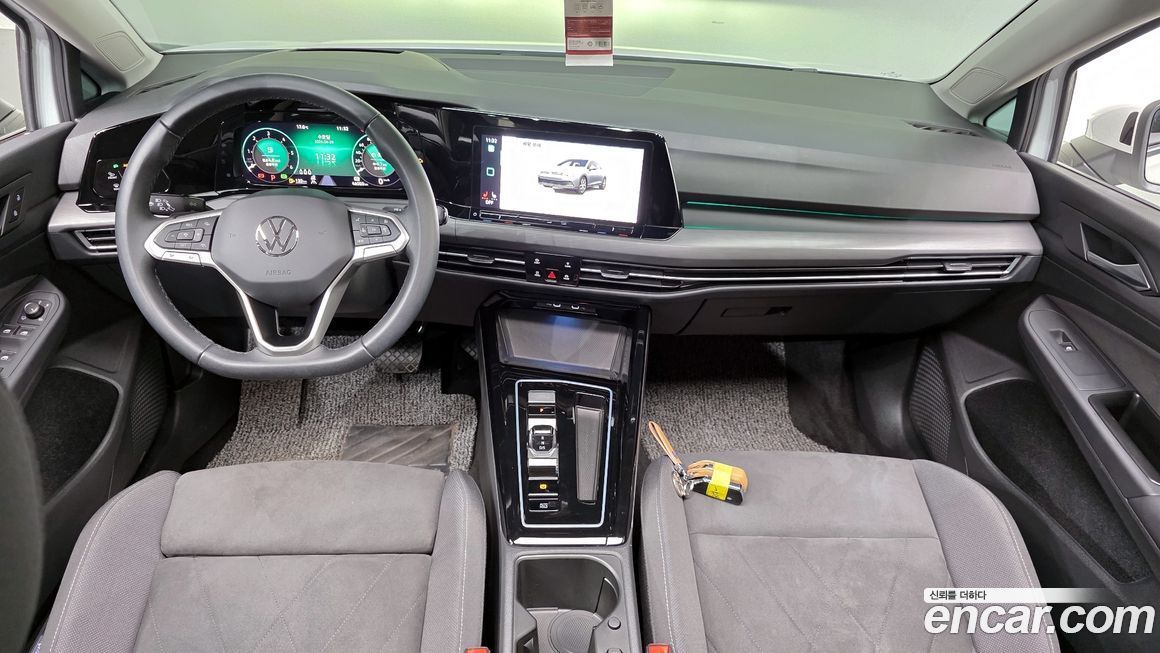 Volkswagen Golf 2024