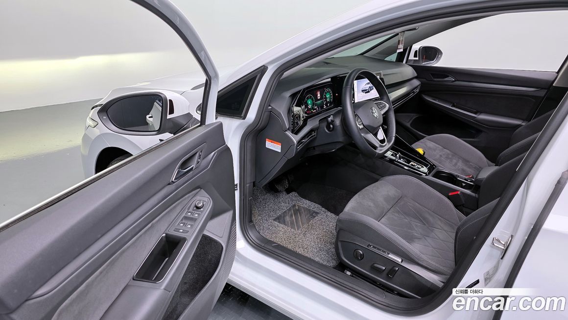 Volkswagen Golf 2024