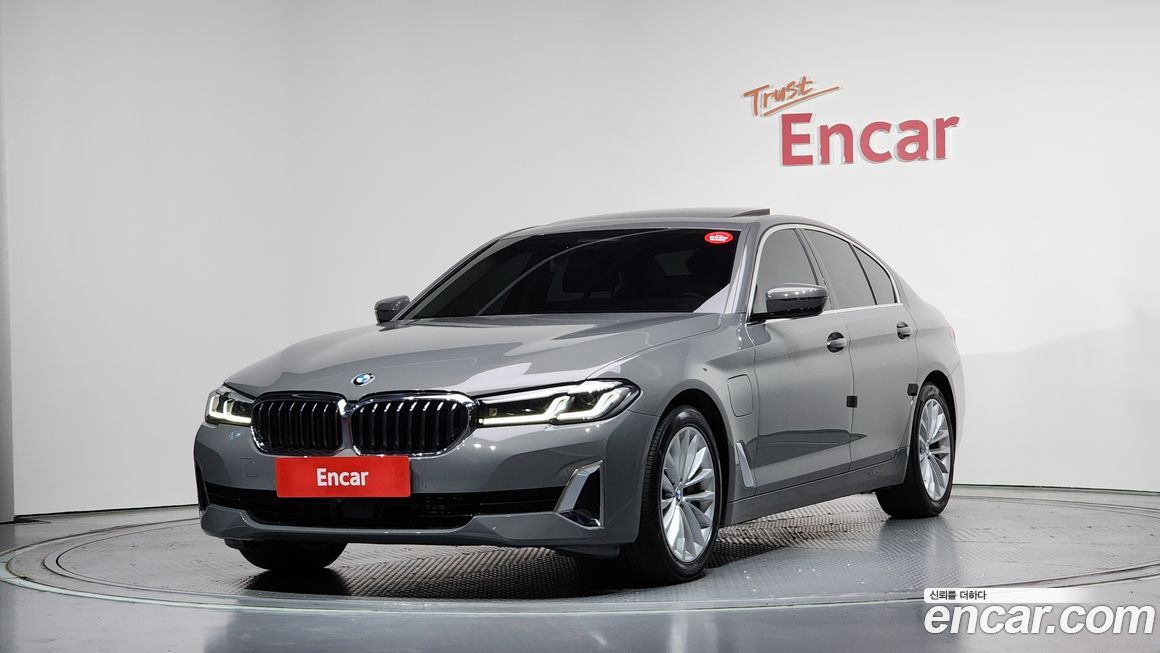 BMW 5-Series 2021