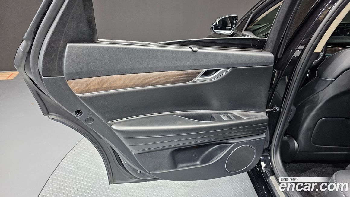Genesis G80 2021