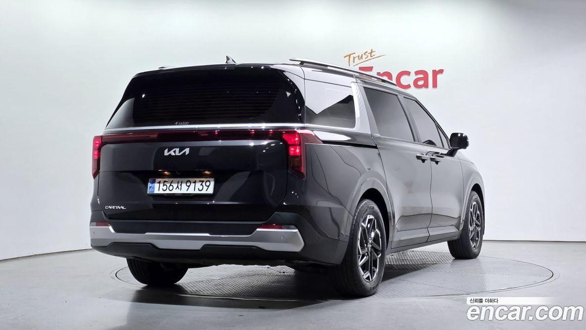 Kia Canival 2024