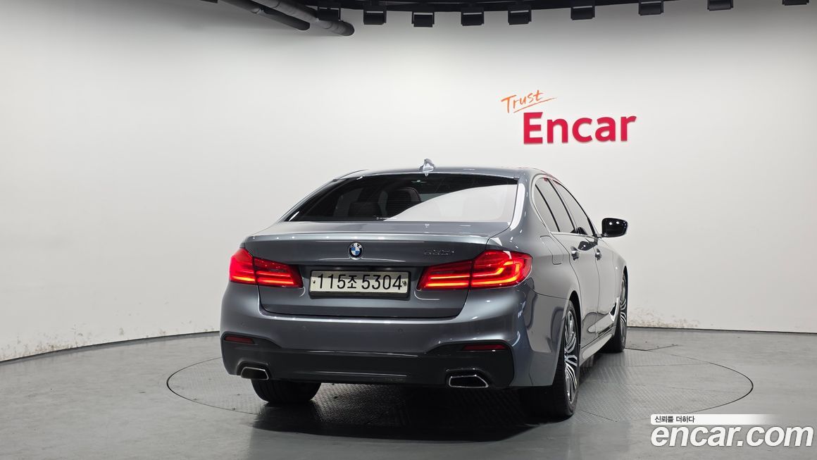 BMW 5-Series 2020