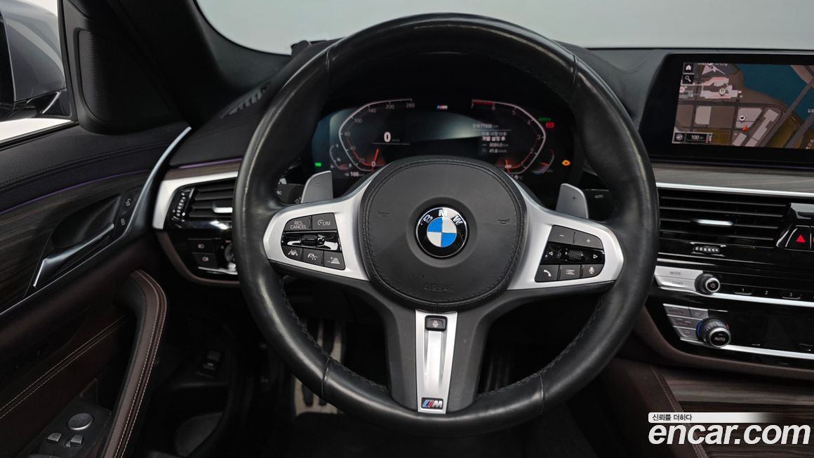 BMW 5-Series 2020