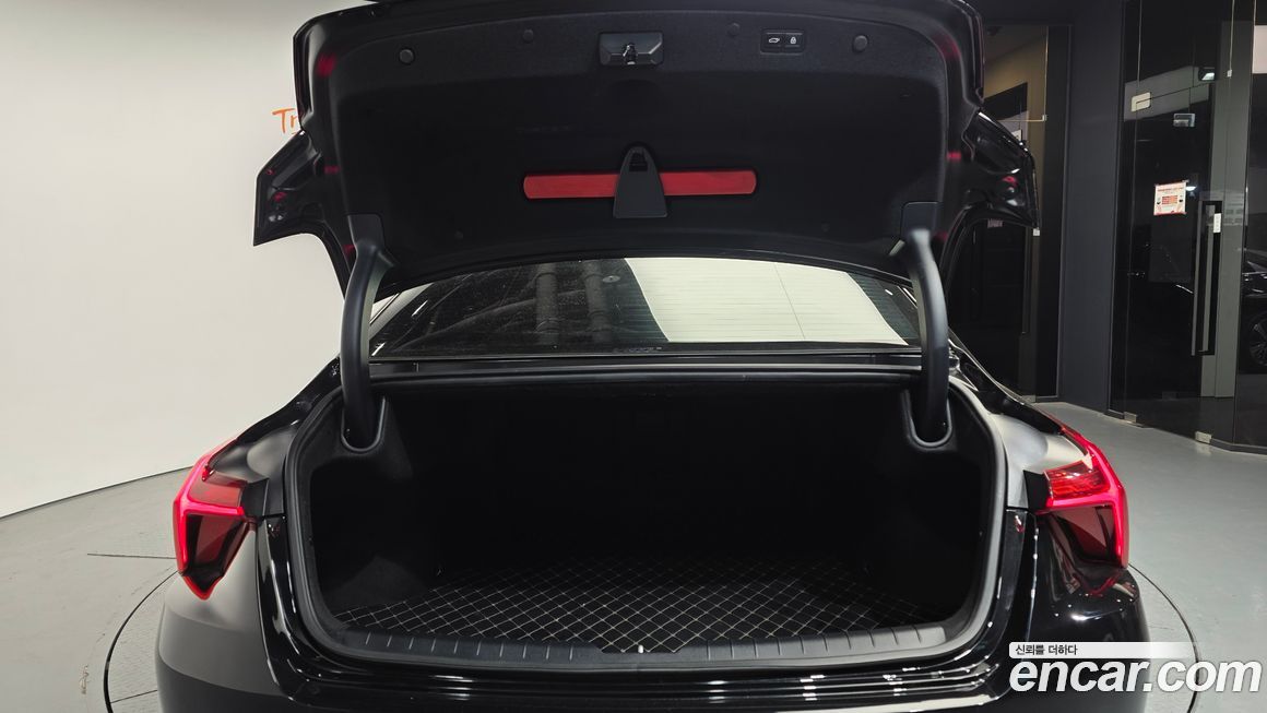 Kia K8 2023
