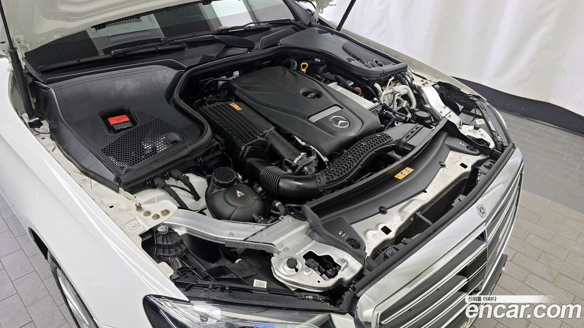 Mercedes-Benz E-Class 2020