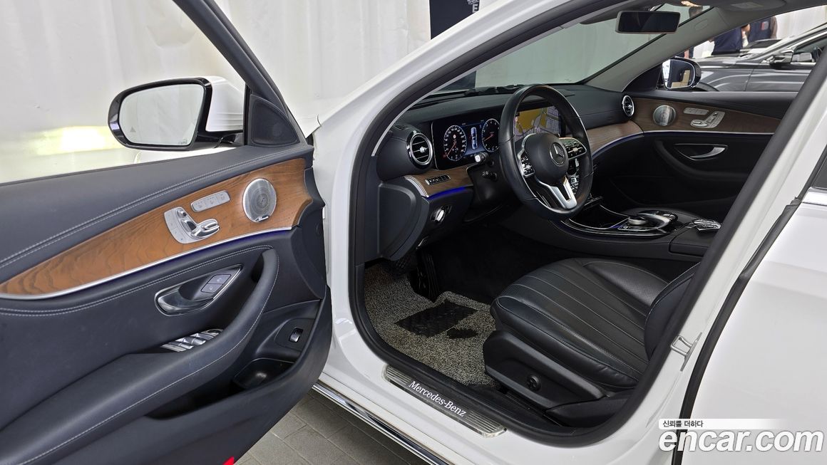 Mercedes-Benz E-Class 2020