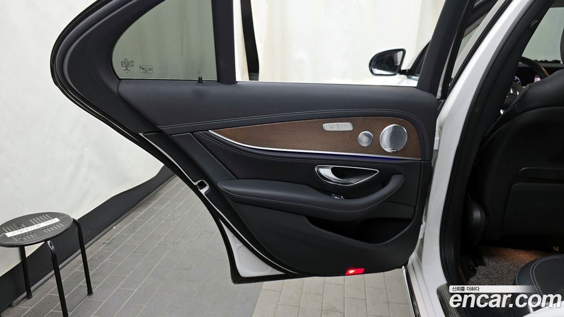 Mercedes-Benz E-Class 2020