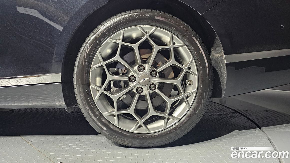 Genesis G80 2021