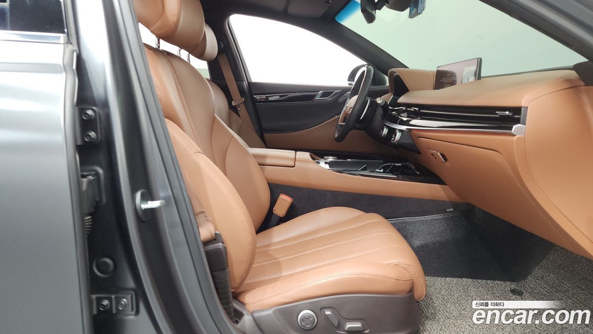 Genesis G80 2021