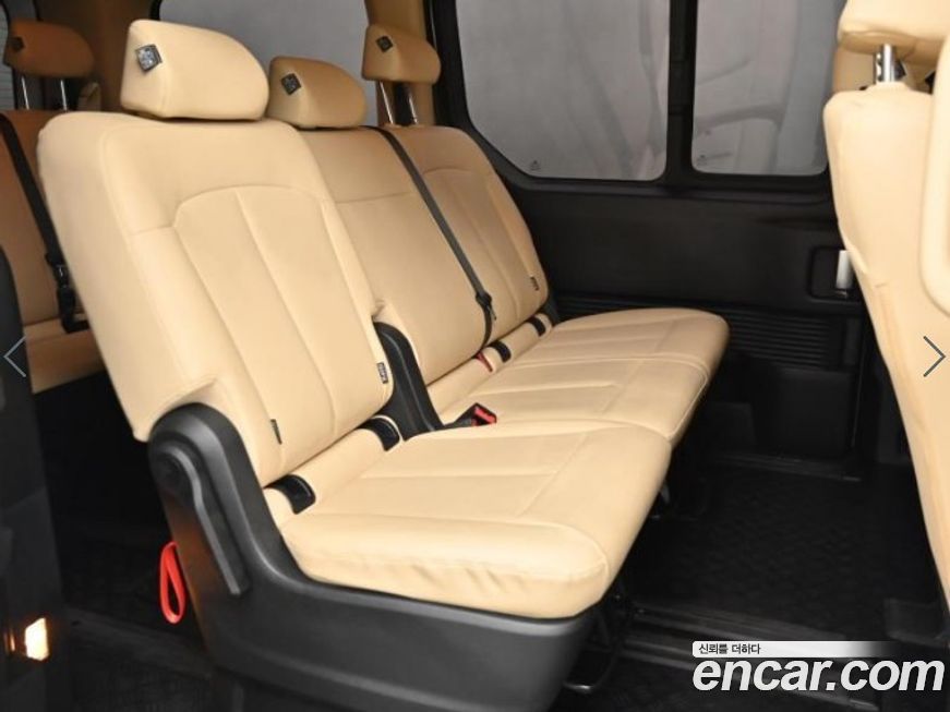 Hyundai Staria 2025