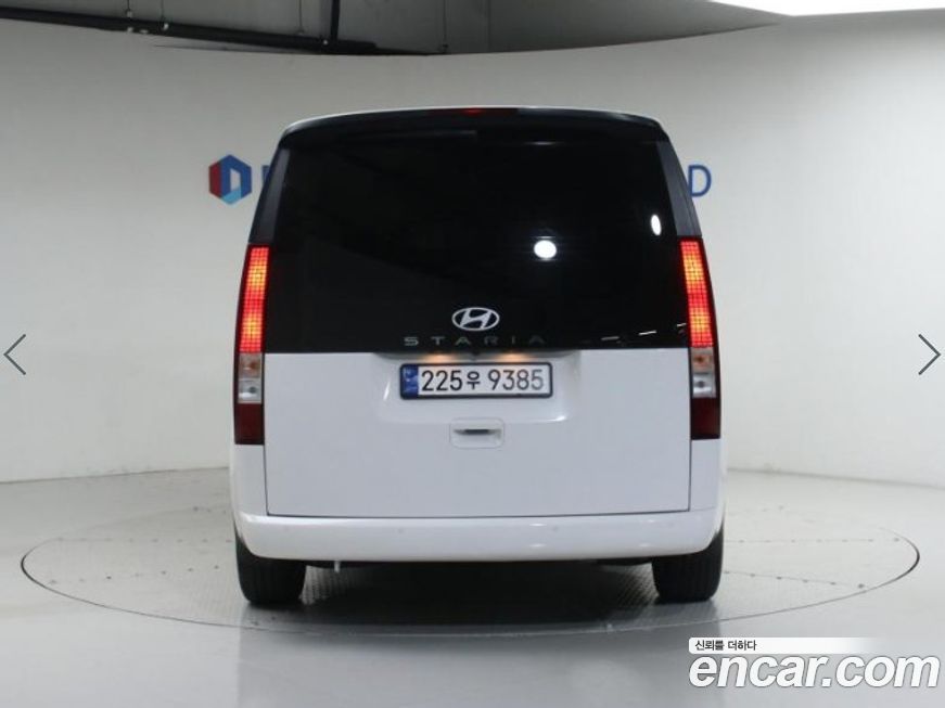 Hyundai Staria 2025