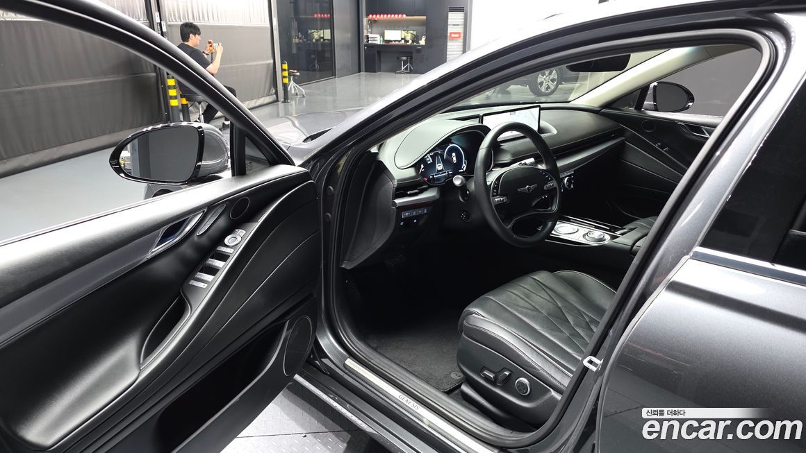 Genesis G80 2021